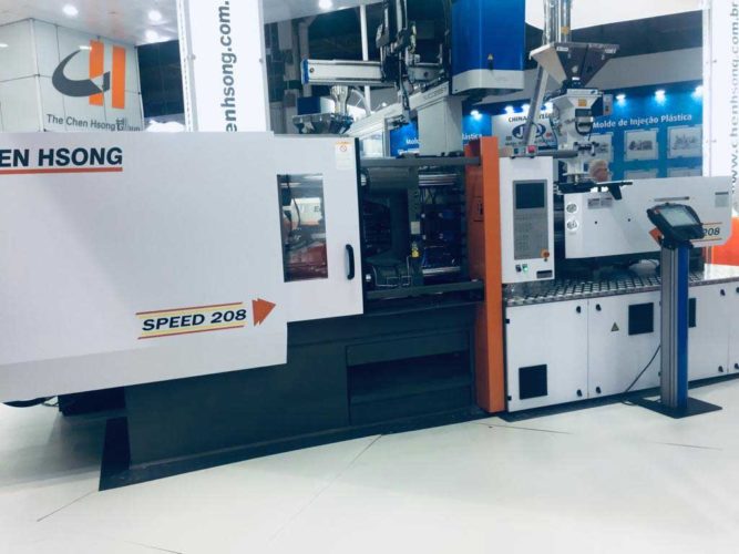 The high-speed servo series, which impressed visitors with its low noise level, precision and extremely high dosing and injection speed above 300mm/s.