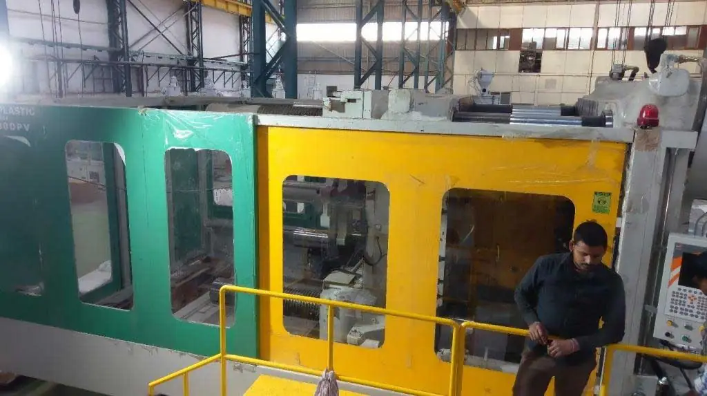 The engineers of Chen Hsong team have been able to strike excellent rapport with Wybor's technical team.