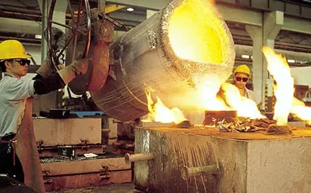 Established the first automated ductile iron casting factory in Hong Kong.